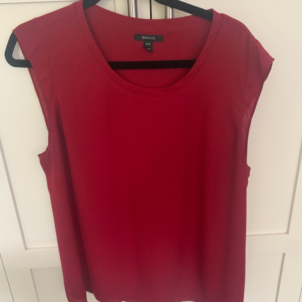 RW&CO burgundy blouse size xl